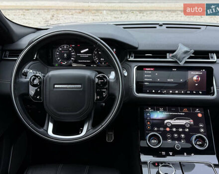 Серый Ленд Ровер Рендж Ровер Велар, объемом двигателя 3 л и пробегом 102 тыс. км за 38000 $, фото 34 на Automoto.ua