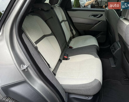 Сірий Ленд Ровер Рендж Ровер Велар, об'ємом двигуна 2 л та пробігом 30 тис. км за 39999 $, фото 39 на Automoto.ua