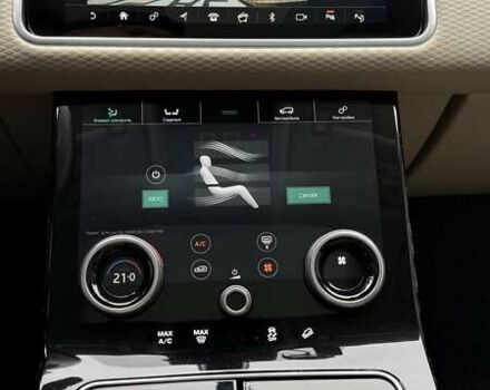 Серый Ленд Ровер Рендж Ровер Велар, объемом двигателя 2 л и пробегом 102 тыс. км за 37500 $, фото 35 на Automoto.ua