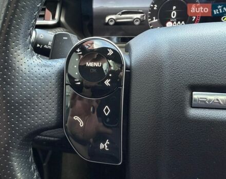 Сірий Ленд Ровер Рендж Ровер Велар, об'ємом двигуна 2 л та пробігом 92 тис. км за 32200 $, фото 21 на Automoto.ua