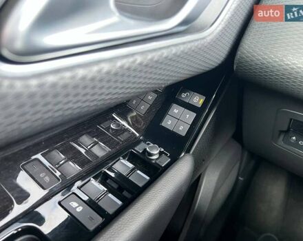 Серый Ленд Ровер Рендж Ровер Велар, объемом двигателя 3 л и пробегом 124 тыс. км за 53500 $, фото 22 на Automoto.ua