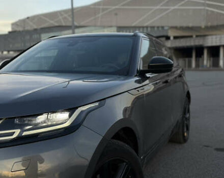 Серый Ленд Ровер Рендж Ровер Велар, объемом двигателя 2 л и пробегом 157 тыс. км за 34000 $, фото 1 на Automoto.ua