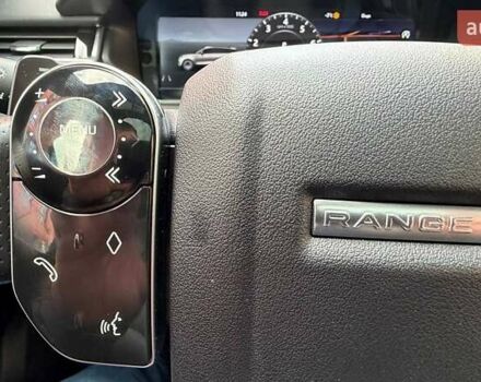 Серый Ленд Ровер Рендж Ровер Велар, объемом двигателя 2 л и пробегом 92 тыс. км за 32900 $, фото 17 на Automoto.ua