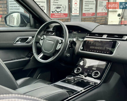 Сірий Ленд Ровер Рендж Ровер Велар, об'ємом двигуна 2 л та пробігом 61 тис. км за 37200 $, фото 19 на Automoto.ua