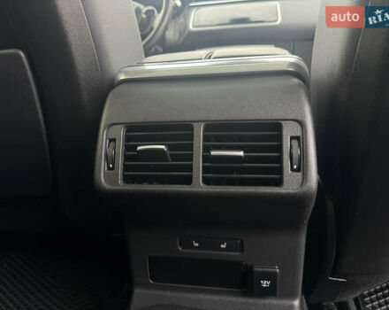 Ленд Ровер Рендж Ровер Велар 2019 в Ивано-Франковске на Automoto.ua Серый Ленд Ровер Рендж Ровер Велар, объемом двигателя 2 л и пробегом 81 тыс. км за 40900 $, фото 8 на Automoto.ua