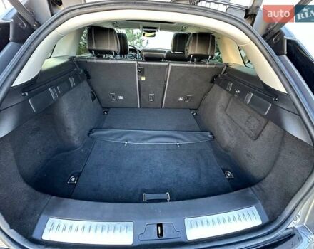 Серый Ленд Ровер Рендж Ровер Велар, объемом двигателя 2 л и пробегом 74 тыс. км за 33000 $, фото 26 на Automoto.ua