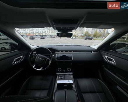 Ленд Ровер Рендж Ровер Велар 2019 в Ивано-Франковске на Automoto.ua Серый Ленд Ровер Рендж Ровер Велар, объемом двигателя 2 л и пробегом 81 тыс. км за 40900 $, фото 5 на Automoto.ua