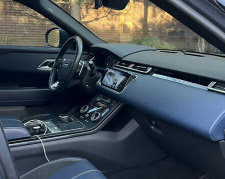 Серый Ленд Ровер Рендж Ровер Велар, объемом двигателя 2 л и пробегом 65 тыс. км за 36900 $, фото 21 на Automoto.ua