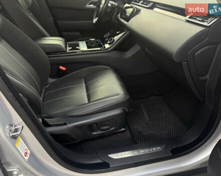 Ленд Ровер Рендж Ровер Велар 2019 в Ивано-Франковске на Automoto.ua Серый Ленд Ровер Рендж Ровер Велар, объемом двигателя 2 л и пробегом 81 тыс. км за 40900 $, фото 31 на Automoto.ua