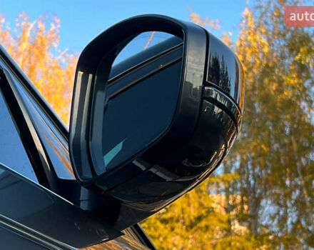 Ленд Ровер Рендж Ровер Велар 2019 в Львове на Automoto.ua Серый Ленд Ровер Рендж Ровер Велар, объемом двигателя 2 л и пробегом 114 тыс. км за 32800 $, фото 25 на Automoto.ua