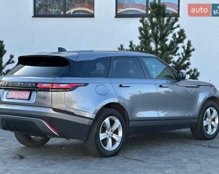Серый Ленд Ровер Рендж Ровер Велар, объемом двигателя 2 л и пробегом 74 тыс. км за 33000 $, фото 3 на Automoto.ua