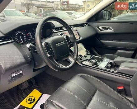 Серый Ленд Ровер Рендж Ровер Велар, объемом двигателя 2 л и пробегом 81 тыс. км за 39500 $, фото 13 на Automoto.ua