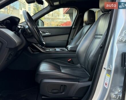 Сірий Ленд Ровер Рендж Ровер Велар, об'ємом двигуна 2 л та пробігом 92 тис. км за 32200 $, фото 15 на Automoto.ua