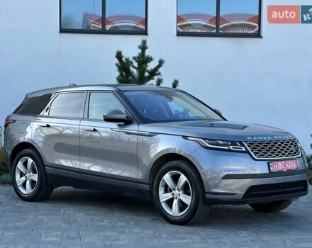 Серый Ленд Ровер Рендж Ровер Велар, объемом двигателя 2 л и пробегом 74 тыс. км за 33000 $, фото 2 на Automoto.ua
