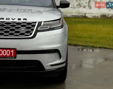 Серый Ленд Ровер Рендж Ровер Велар, объемом двигателя 2 л и пробегом 98 тыс. км за 33700 $, фото 3 на Automoto.ua