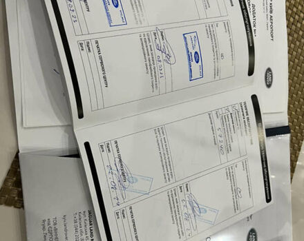 Сірий Ленд Ровер Рендж Ровер Велар, об'ємом двигуна 2 л та пробігом 70 тис. км за 45000 $, фото 31 на Automoto.ua