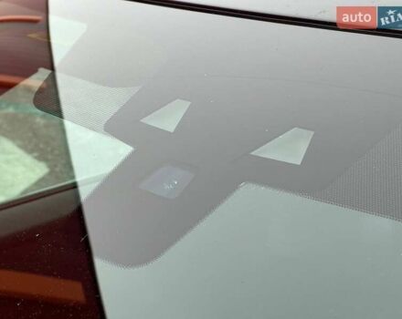 Серый Ленд Ровер Рендж Ровер Велар, объемом двигателя 3 л и пробегом 124 тыс. км за 53500 $, фото 16 на Automoto.ua