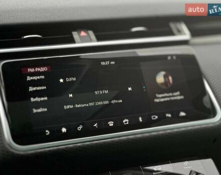 Серый Ленд Ровер Рендж Ровер Велар, объемом двигателя 2 л и пробегом 75 тыс. км за 29800 $, фото 13 на Automoto.ua