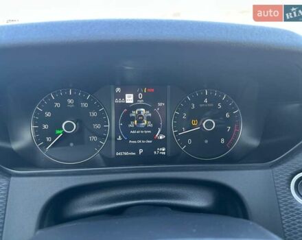 Серый Ленд Ровер Рендж Ровер Велар, объемом двигателя 2 л и пробегом 74 тыс. км за 30900 $, фото 16 на Automoto.ua