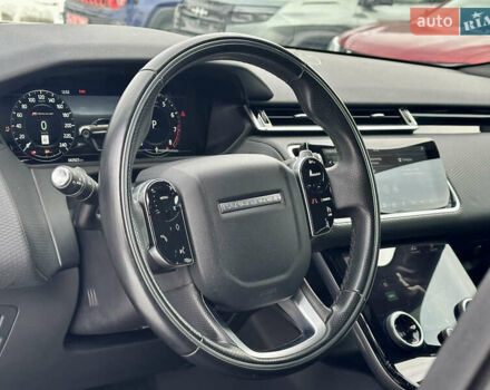 Сірий Ленд Ровер Рендж Ровер Велар, об'ємом двигуна 2 л та пробігом 61 тис. км за 37200 $, фото 9 на Automoto.ua