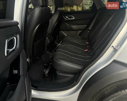 Ленд Ровер Рендж Ровер Велар 2019 в Ивано-Франковске на Automoto.ua Серый Ленд Ровер Рендж Ровер Велар, объемом двигателя 2 л и пробегом 81 тыс. км за 40900 $, фото 29 на Automoto.ua