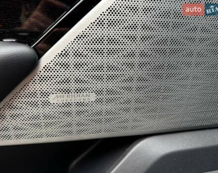 Серый Ленд Ровер Рендж Ровер Велар, объемом двигателя 2 л и пробегом 98 тыс. км за 33700 $, фото 13 на Automoto.ua