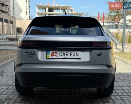 Сірий Ленд Ровер Рендж Ровер Велар, об'ємом двигуна 2 л та пробігом 92 тис. км за 32200 $, фото 3 на Automoto.ua