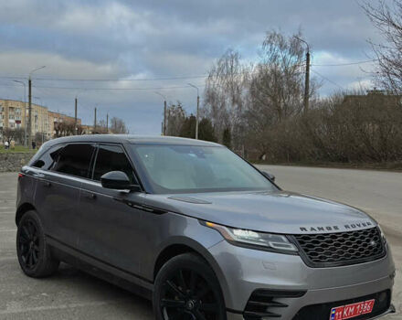 Серый Ленд Ровер Рендж Ровер Велар, объемом двигателя 2 л и пробегом 96 тыс. км за 38400 $, фото 3 на Automoto.ua