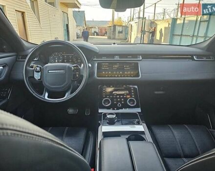 Серый Ленд Ровер Рендж Ровер Велар, объемом двигателя 2 л и пробегом 80 тыс. км за 36999 $, фото 10 на Automoto.ua