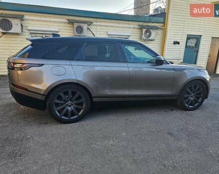 Серый Ленд Ровер Рендж Ровер Велар, объемом двигателя 2 л и пробегом 80 тыс. км за 36999 $, фото 2 на Automoto.ua
