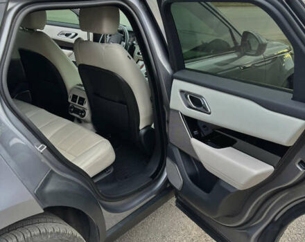 Серый Ленд Ровер Рендж Ровер Велар, объемом двигателя 2 л и пробегом 96 тыс. км за 38400 $, фото 14 на Automoto.ua