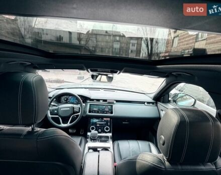 Серый Ленд Ровер Рендж Ровер Велар, объемом двигателя 3 л и пробегом 77 тыс. км за 45500 $, фото 32 на Automoto.ua