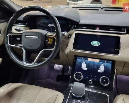 Сірий Ленд Ровер Рендж Ровер Велар, об'ємом двигуна 2 л та пробігом 82 тис. км за 56400 $, фото 11 на Automoto.ua