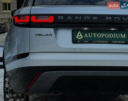 Серый Ленд Ровер Рендж Ровер Велар, объемом двигателя 2 л и пробегом 45 тыс. км за 49499 $, фото 24 на Automoto.ua