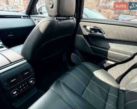 Серый Ленд Ровер Рендж Ровер Велар, объемом двигателя 3 л и пробегом 77 тыс. км за 45500 $, фото 28 на Automoto.ua