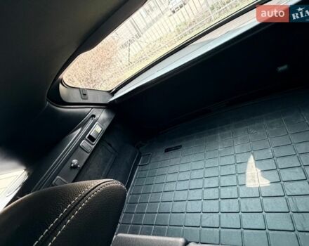 Серый Ленд Ровер Рендж Ровер Велар, объемом двигателя 3 л и пробегом 77 тыс. км за 45500 $, фото 31 на Automoto.ua
