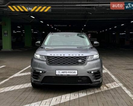Серый Ленд Ровер Рендж Ровер Велар, объемом двигателя 2 л и пробегом 129 тыс. км за 50990 $, фото 2 на Automoto.ua