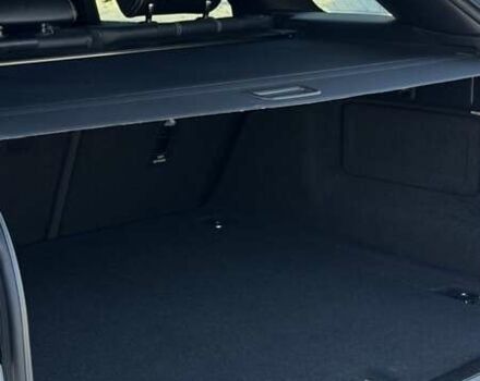 Серый Ленд Ровер Рендж Ровер Велар, объемом двигателя 2 л и пробегом 45 тыс. км за 49500 $, фото 22 на Automoto.ua