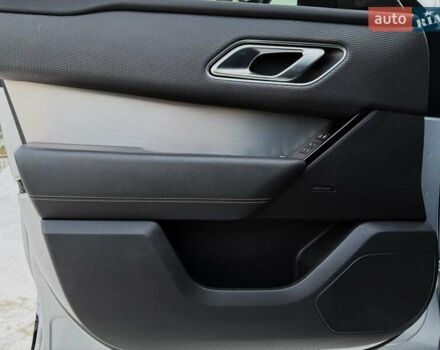 Сірий Ленд Ровер Рендж Ровер Велар, об'ємом двигуна 2 л та пробігом 45 тис. км за 49500 $, фото 27 на Automoto.ua