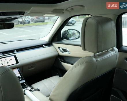 Серый Ленд Ровер Рендж Ровер Велар, объемом двигателя 2 л и пробегом 126 тыс. км за 55000 $, фото 21 на Automoto.ua