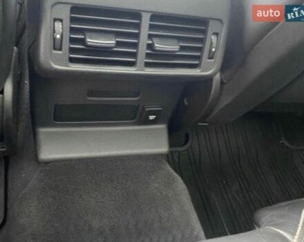 Серый Ленд Ровер Рендж Ровер Велар, объемом двигателя 2 л и пробегом 73 тыс. км за 38000 $, фото 7 на Automoto.ua