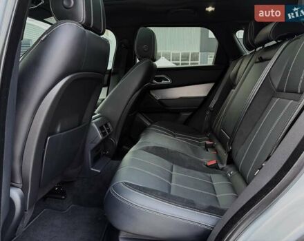 Серый Ленд Ровер Рендж Ровер Велар, объемом двигателя 2 л и пробегом 45 тыс. км за 49499 $, фото 31 на Automoto.ua