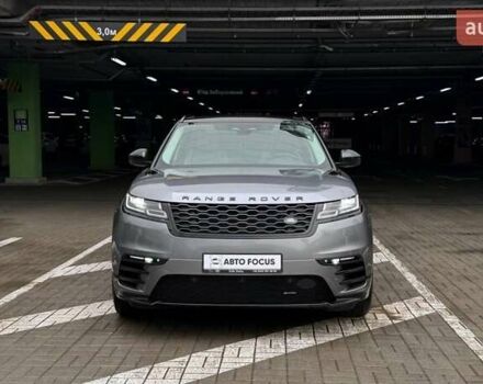 Серый Ленд Ровер Рендж Ровер Велар, объемом двигателя 2 л и пробегом 129 тыс. км за 53990 $, фото 2 на Automoto.ua