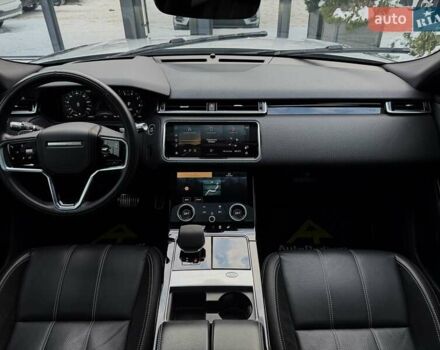 Сірий Ленд Ровер Рендж Ровер Велар, об'ємом двигуна 2 л та пробігом 45 тис. км за 49500 $, фото 37 на Automoto.ua