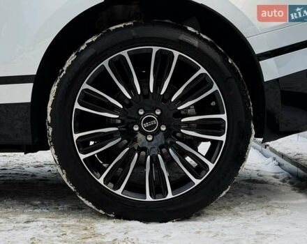 Сірий Ленд Ровер Рендж Ровер Велар, об'ємом двигуна 2 л та пробігом 45 тис. км за 49500 $, фото 16 на Automoto.ua