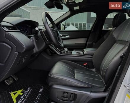 Сірий Ленд Ровер Рендж Ровер Велар, об'ємом двигуна 2 л та пробігом 45 тис. км за 49500 $, фото 29 на Automoto.ua