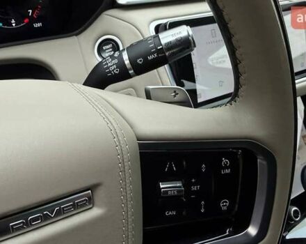 Серый Ленд Ровер Рендж Ровер Велар, объемом двигателя 2 л и пробегом 129 тыс. км за 53990 $, фото 21 на Automoto.ua