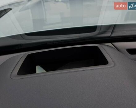 Сірий Ленд Ровер Рендж Ровер Велар, об'ємом двигуна 2 л та пробігом 45 тис. км за 49500 $, фото 51 на Automoto.ua