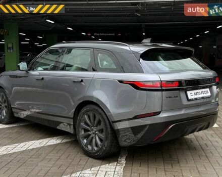 Серый Ленд Ровер Рендж Ровер Велар, объемом двигателя 2 л и пробегом 129 тыс. км за 50990 $, фото 4 на Automoto.ua
