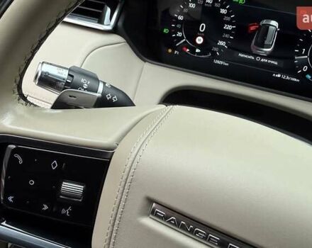 Серый Ленд Ровер Рендж Ровер Велар, объемом двигателя 2 л и пробегом 129 тыс. км за 53990 $, фото 19 на Automoto.ua